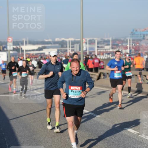 03.10.2025 - Köhlbrandbrückenlauf Yannick Fuchs http://msf.ph/oto/9146059 03.10.2025 08:35:48 Position 2 1265 meine-sportfotos.de