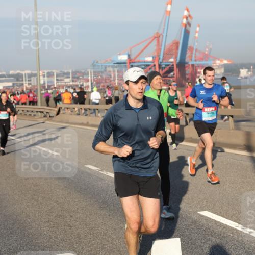 03.10.2025 - Köhlbrandbrückenlauf Yannick Fuchs http://msf.ph/oto/9146080 03.10.2025 08:35:50 Position 2  meine-sportfotos.de
