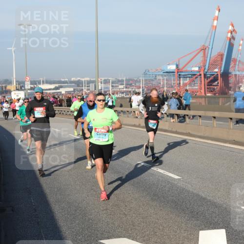 03.10.2025 - Köhlbrandbrückenlauf Yannick Fuchs http://msf.ph/oto/9146262 03.10.2025 08:36:08 Position 2  meine-sportfotos.de