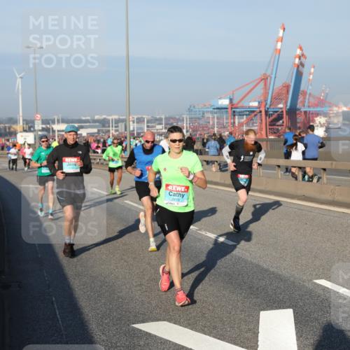 03.10.2025 - Köhlbrandbrückenlauf Yannick Fuchs http://msf.ph/oto/9146270 03.10.2025 08:36:09 Position 2 2819 meine-sportfotos.de