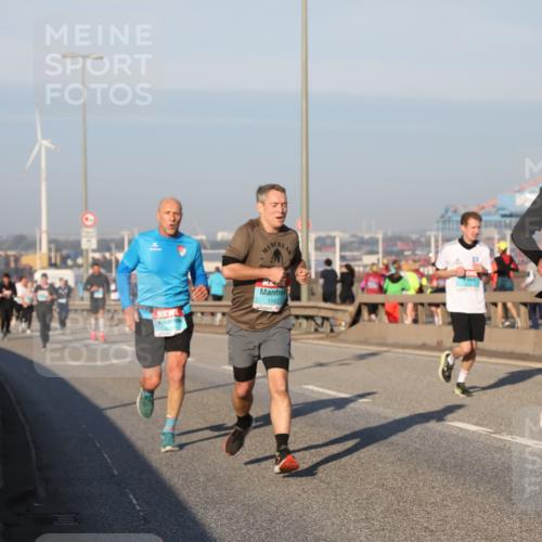 03.10.2025 - Köhlbrandbrückenlauf Yannick Fuchs http://msf.ph/oto/9146445 03.10.2025 08:36:27 Position 2 1142, 1167 meine-sportfotos.de