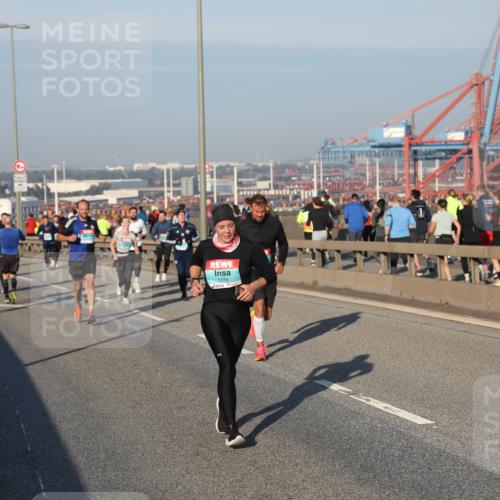 03.10.2025 - Köhlbrandbrückenlauf Yannick Fuchs http://msf.ph/oto/9146480 03.10.2025 08:36:36 Position 2 1114 meine-sportfotos.de