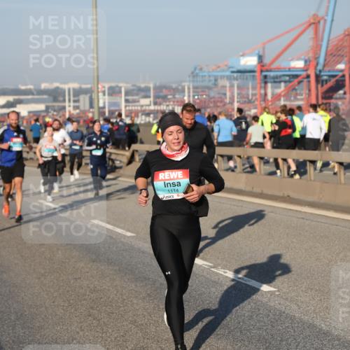 03.10.2025 - Köhlbrandbrückenlauf Yannick Fuchs http://msf.ph/oto/9146491 03.10.2025 08:36:36 Position 2 1114 meine-sportfotos.de