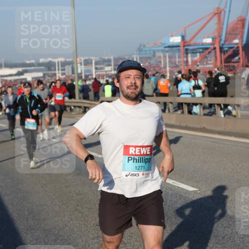 03.10.2025 - Köhlbrandbrückenlauf Yannick Fuchs http://msf.ph/oto/9146773 03.10.2025 08:37:02 Position 2 1271 meine-sportfotos.de