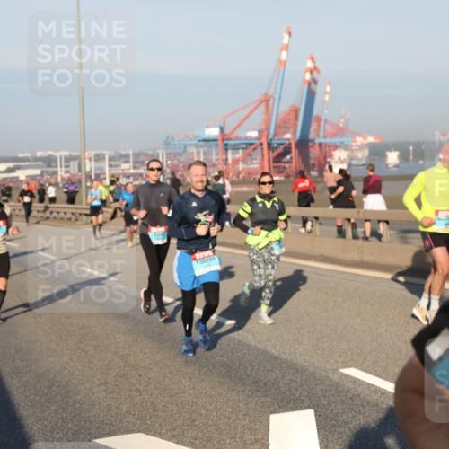 03.10.2025 - Köhlbrandbrückenlauf Yannick Fuchs http://msf.ph/oto/9147053 03.10.2025 08:37:48 Position 2  meine-sportfotos.de