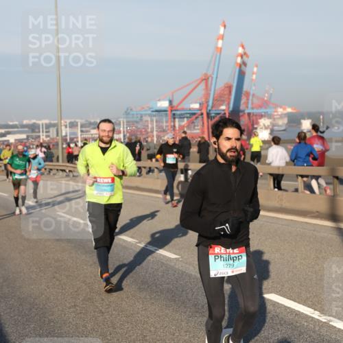 03.10.2025 - Köhlbrandbrückenlauf Yannick Fuchs http://msf.ph/oto/9147138 03.10.2025 08:37:56 Position 2 2889, 1279 meine-sportfotos.de