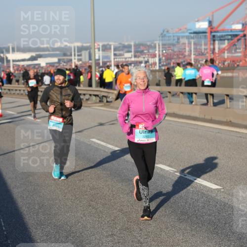 03.10.2025 - Köhlbrandbrückenlauf Yannick Fuchs http://msf.ph/oto/9147240 03.10.2025 08:38:11 Position 2 3263 meine-sportfotos.de