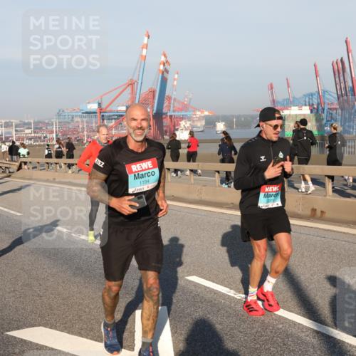 03.10.2025 - Köhlbrandbrückenlauf Yannick Fuchs http://msf.ph/oto/9147346 03.10.2025 08:38:20 Position 2 1194, 3378 meine-sportfotos.de