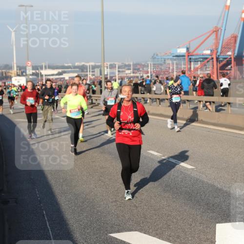 03.10.2025 - Köhlbrandbrückenlauf Yannick Fuchs http://msf.ph/oto/9147612 03.10.2025 08:38:44 Position 2  meine-sportfotos.de