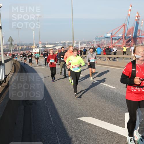 03.10.2025 - Köhlbrandbrückenlauf Yannick Fuchs http://msf.ph/oto/9147632 03.10.2025 08:38:45 Position 2  meine-sportfotos.de