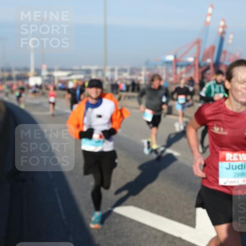 03.10.2025 - Köhlbrandbrückenlauf Yannick Fuchs http://msf.ph/oto/9148131 03.10.2025 08:39:30 Position 2  meine-sportfotos.de