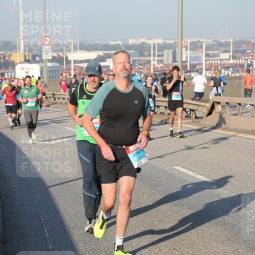 03.10.2025 - Köhlbrandbrückenlauf Yannick Fuchs http://msf.ph/oto/9148273 03.10.2025 08:39:41 Position 2 1056 meine-sportfotos.de