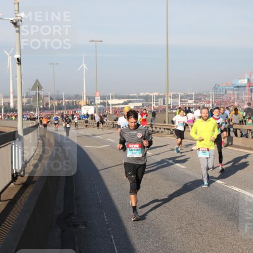 03.10.2025 - Köhlbrandbrückenlauf Yannick Fuchs http://msf.ph/oto/9148444 03.10.2025 08:39:54 Position 2  meine-sportfotos.de