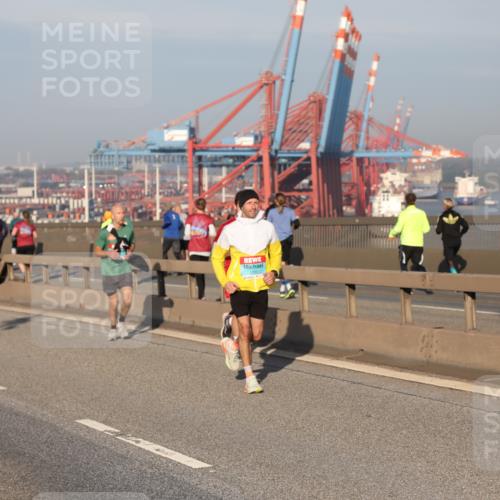 03.10.2025 - Köhlbrandbrückenlauf Yannick Fuchs http://msf.ph/oto/9148562 03.10.2025 08:40:01 Position 2  meine-sportfotos.de