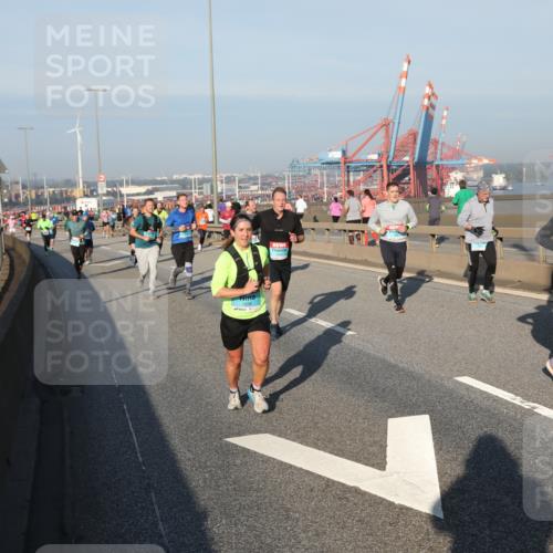 03.10.2025 - Köhlbrandbrückenlauf Yannick Fuchs http://msf.ph/oto/9148817 03.10.2025 08:40:21 Position 2 1353 meine-sportfotos.de