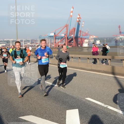 03.10.2025 - Köhlbrandbrückenlauf Yannick Fuchs http://msf.ph/oto/9148856 03.10.2025 08:40:23 Position 2  meine-sportfotos.de
