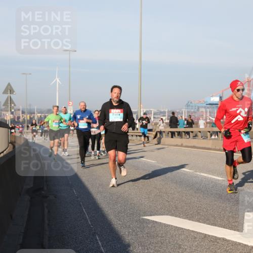 03.10.2025 - Köhlbrandbrückenlauf Yannick Fuchs http://msf.ph/oto/9149097 03.10.2025 08:40:41 Position 2  meine-sportfotos.de