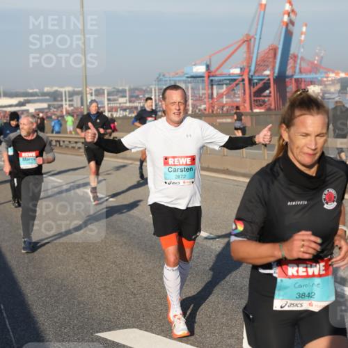 03.10.2025 - Köhlbrandbrückenlauf Yannick Fuchs http://msf.ph/oto/9149452 03.10.2025 08:41:08 Position 2 2672, 3842 meine-sportfotos.de