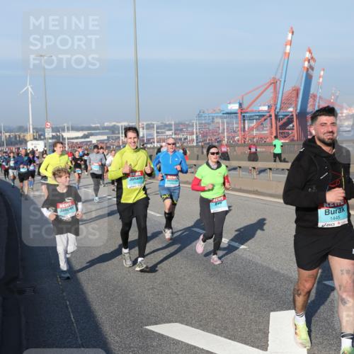 03.10.2025 - Köhlbrandbrückenlauf Yannick Fuchs http://msf.ph/oto/9149593 03.10.2025 08:41:17 Position 2 1173, 1445 meine-sportfotos.de