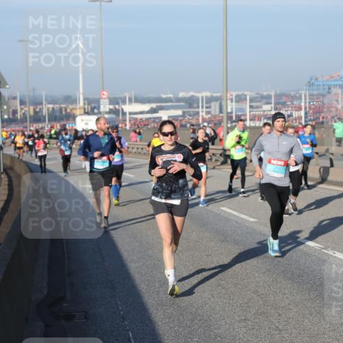 03.10.2025 - Köhlbrandbrückenlauf Yannick Fuchs http://msf.ph/oto/9149655 03.10.2025 08:41:21 Position 2  meine-sportfotos.de