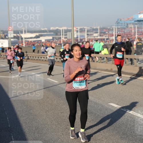 03.10.2025 - Köhlbrandbrückenlauf Yannick Fuchs http://msf.ph/oto/9150020 03.10.2025 08:41:49 Position 2 1189, 1397 meine-sportfotos.de