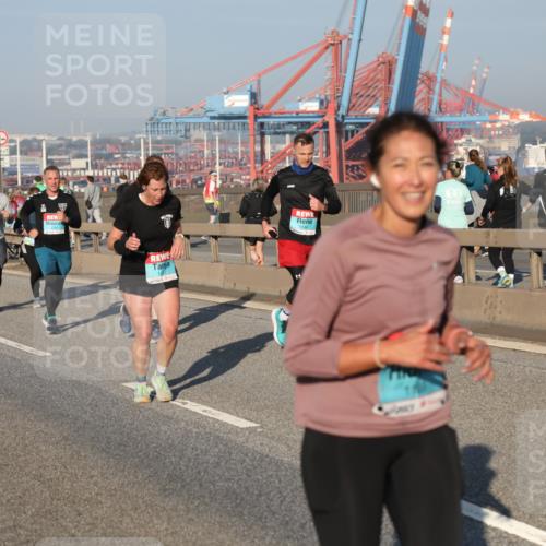 03.10.2025 - Köhlbrandbrückenlauf Yannick Fuchs http://msf.ph/oto/9150032 03.10.2025 08:41:50 Position 2 14, 2761 meine-sportfotos.de