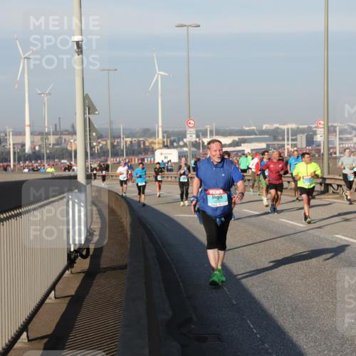 03.10.2025 - Köhlbrandbrückenlauf Yannick Fuchs http://msf.ph/oto/9150134 03.10.2025 08:42:00 Position 2  meine-sportfotos.de