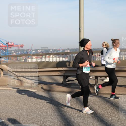 03.10.2025 - Köhlbrandbrückenlauf Yannick Fuchs http://msf.ph/oto/9150331 03.10.2025 08:42:18 Position 2  meine-sportfotos.de