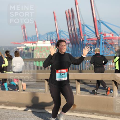 03.10.2025 - Köhlbrandbrückenlauf Yannick Fuchs http://msf.ph/oto/9150431 03.10.2025 08:42:27 Position 2 1301 meine-sportfotos.de