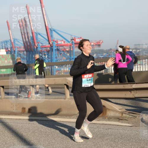 03.10.2025 - Köhlbrandbrückenlauf Yannick Fuchs http://msf.ph/oto/9150439 03.10.2025 08:42:28 Position 2 130 meine-sportfotos.de