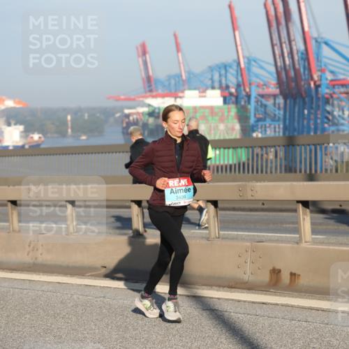 03.10.2025 - Köhlbrandbrückenlauf Yannick Fuchs http://msf.ph/oto/9150447 03.10.2025 08:42:29 Position 2 3409 meine-sportfotos.de