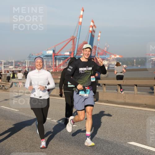 03.10.2025 - Köhlbrandbrückenlauf Yannick Fuchs http://msf.ph/oto/9150516 03.10.2025 08:42:36 Position 2 1250, 70, 3 meine-sportfotos.de