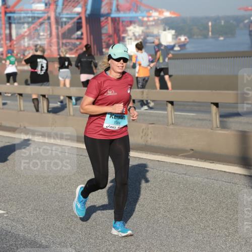 03.10.2025 - Köhlbrandbrückenlauf Yannick Fuchs http://msf.ph/oto/9150589 03.10.2025 08:42:47 Position 2 1506, 1384 meine-sportfotos.de
