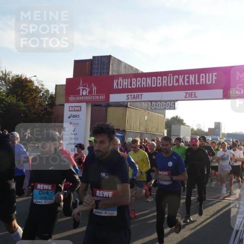 03.10.2025 - Köhlbrandbrückenlauf Matties Gatica Varas http://msf.ph/oto/9163190 03.10.2025 09:00:07 Ziel  meine-sportfotos.de