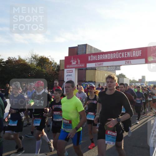 03.10.2025 - Köhlbrandbrückenlauf Matties Gatica Varas http://msf.ph/oto/9163213 03.10.2025 09:00:16 Ziel  meine-sportfotos.de
