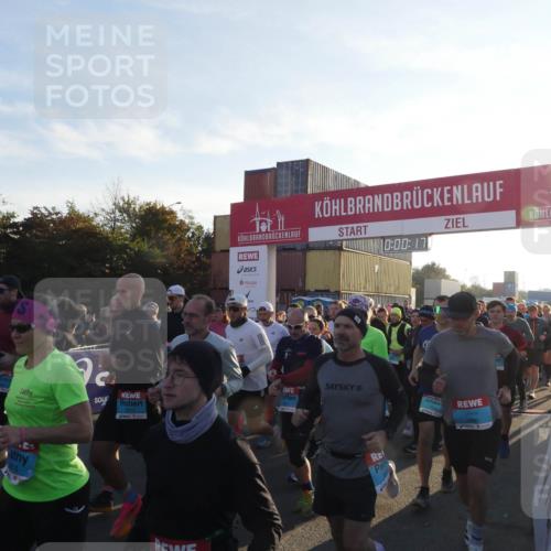 03.10.2025 - Köhlbrandbrückenlauf Matties Gatica Varas http://msf.ph/oto/9163224 03.10.2025 09:00:19 Ziel  meine-sportfotos.de