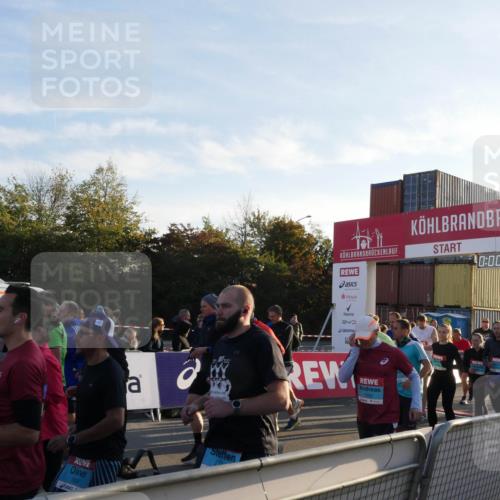 03.10.2025 - Köhlbrandbrückenlauf Matties Gatica Varas http://msf.ph/oto/9163249 03.10.2025 09:00:34 Ziel  meine-sportfotos.de
