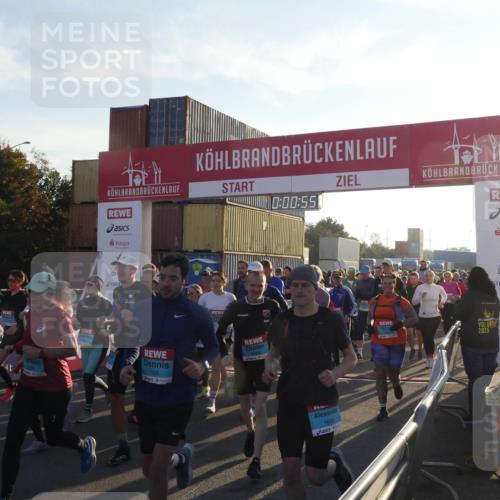 03.10.2025 - Köhlbrandbrückenlauf Matties Gatica Varas http://msf.ph/oto/9163276 03.10.2025 09:00:56 Ziel  meine-sportfotos.de