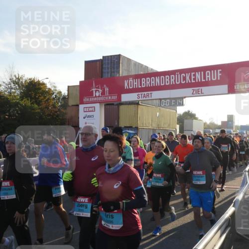 03.10.2025 - Köhlbrandbrückenlauf Matties Gatica Varas http://msf.ph/oto/9163330 03.10.2025 09:01:16 Ziel  meine-sportfotos.de