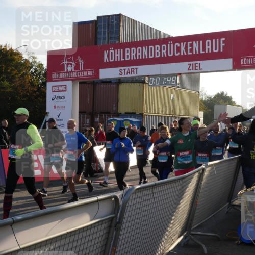 03.10.2025 - Köhlbrandbrückenlauf Matties Gatica Varas http://msf.ph/oto/9163356 03.10.2025 09:01:50 Ziel  meine-sportfotos.de