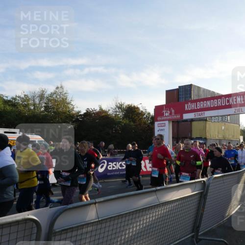 03.10.2025 - Köhlbrandbrückenlauf Matties Gatica Varas http://msf.ph/oto/9163465 03.10.2025 09:03:15 Ziel  meine-sportfotos.de