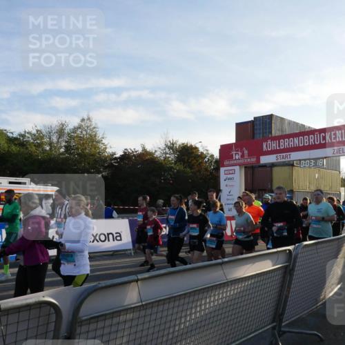 03.10.2025 - Köhlbrandbrückenlauf Matties Gatica Varas http://msf.ph/oto/9163482 03.10.2025 09:03:20 Ziel  meine-sportfotos.de
