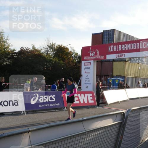 03.10.2025 - Köhlbrandbrückenlauf Matties Gatica Varas http://msf.ph/oto/9163491 03.10.2025 09:03:25 Ziel  meine-sportfotos.de