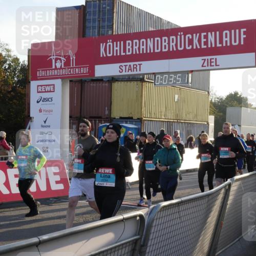 03.10.2025 - Köhlbrandbrückenlauf Matties Gatica Varas http://msf.ph/oto/9163509 03.10.2025 09:03:52 Ziel  meine-sportfotos.de