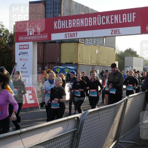 03.10.2025 - Köhlbrandbrückenlauf Matties Gatica Varas http://msf.ph/oto/9163528 03.10.2025 09:03:58 Ziel  meine-sportfotos.de