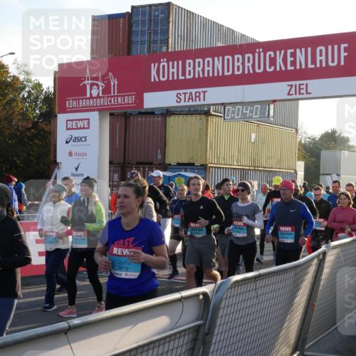 03.10.2025 - Köhlbrandbrückenlauf Matties Gatica Varas http://msf.ph/oto/9163538 03.10.2025 09:04:03 Ziel  meine-sportfotos.de