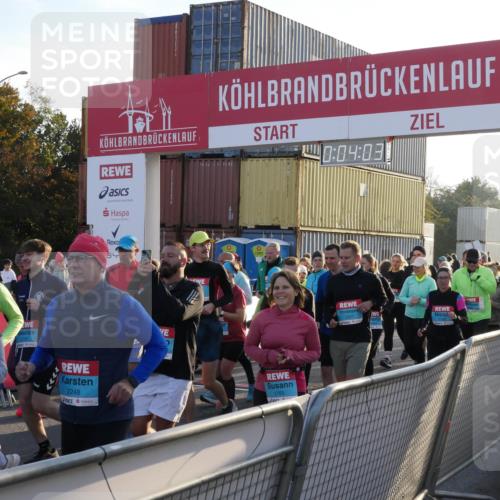 03.10.2025 - Köhlbrandbrückenlauf Matties Gatica Varas http://msf.ph/oto/9163545 03.10.2025 09:04:05 Ziel  meine-sportfotos.de