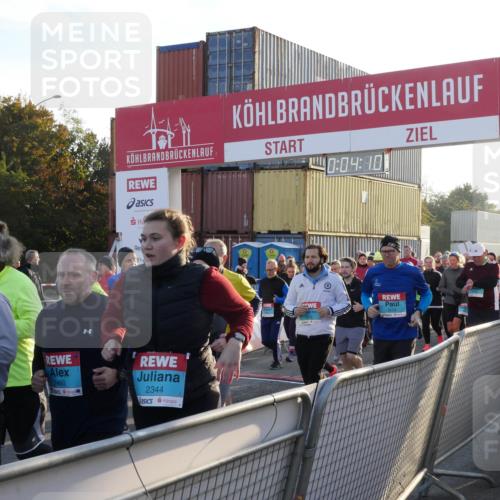03.10.2025 - Köhlbrandbrückenlauf Matties Gatica Varas http://msf.ph/oto/9163573 03.10.2025 09:04:12 Ziel  meine-sportfotos.de