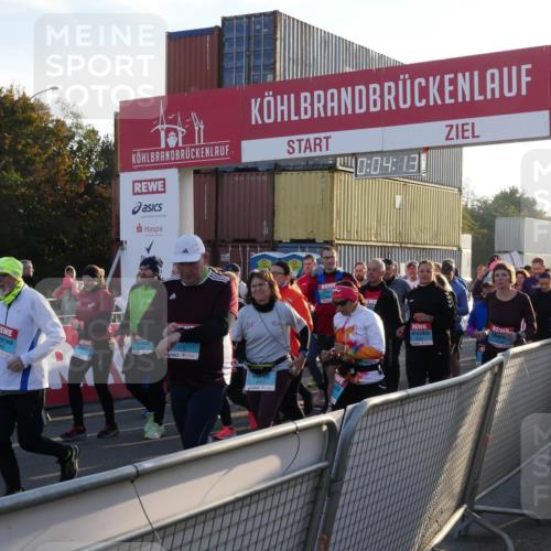 03.10.2025 - Köhlbrandbrückenlauf Matties Gatica Varas http://msf.ph/oto/9163584 03.10.2025 09:04:15 Ziel  meine-sportfotos.de