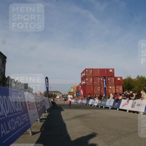 03.10.2025 - Köhlbrandbrückenlauf Matties Gatica Varas http://msf.ph/oto/9164480 03.10.2025 09:53:15 Ziel 1029, 3618 meine-sportfotos.de